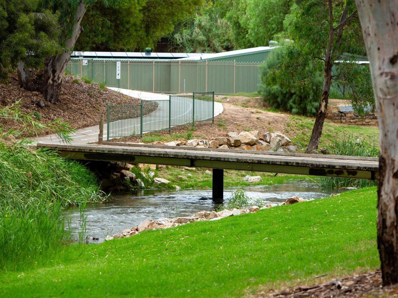Echo Holiday Parks - Windsor Gardens Adelaide Exterior photo